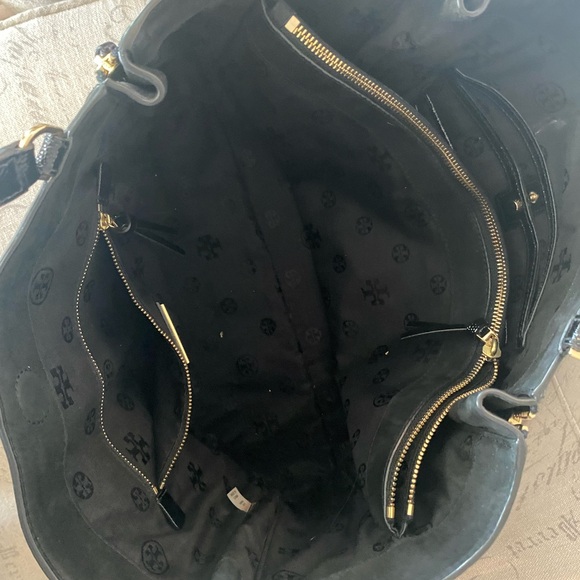 Tory Burch Shiny Black Tote Bag - Picture 3 of 3